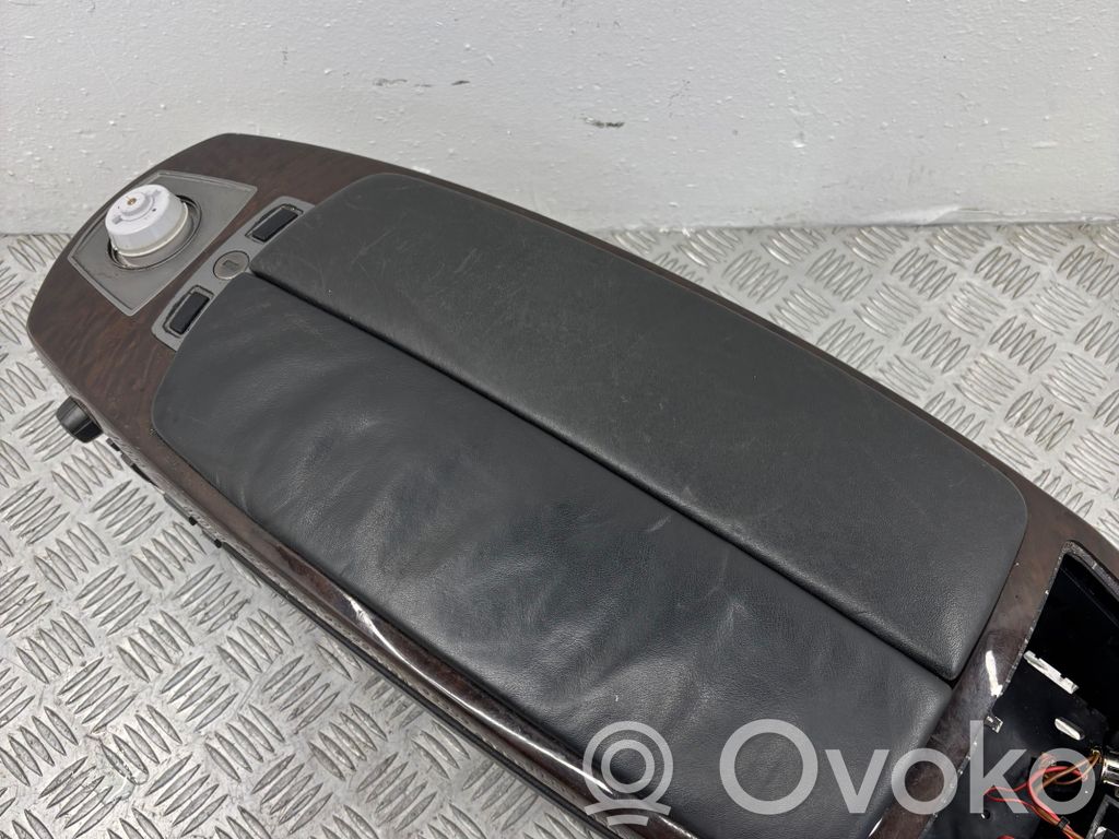 Glove box central console   73541,BSB1B01817