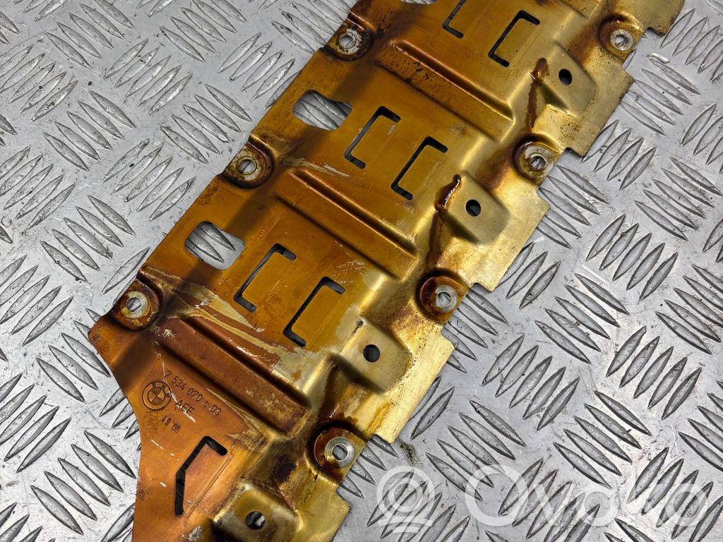 BMW 5 E60 E61 Sonstiges Einzelteil Motor 