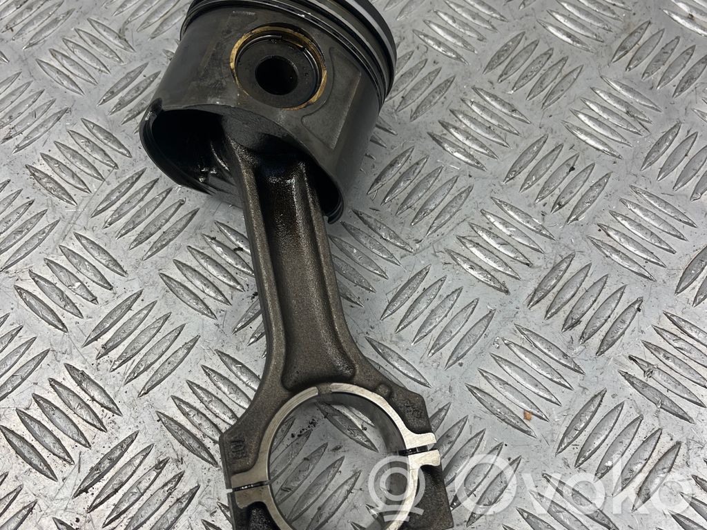 BMW 5 E60 E61 Pistón con biela 