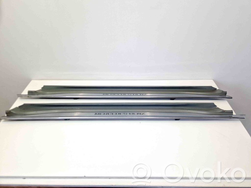 Mercedes-Benz SL R129 Set apărători prag (interioare) 