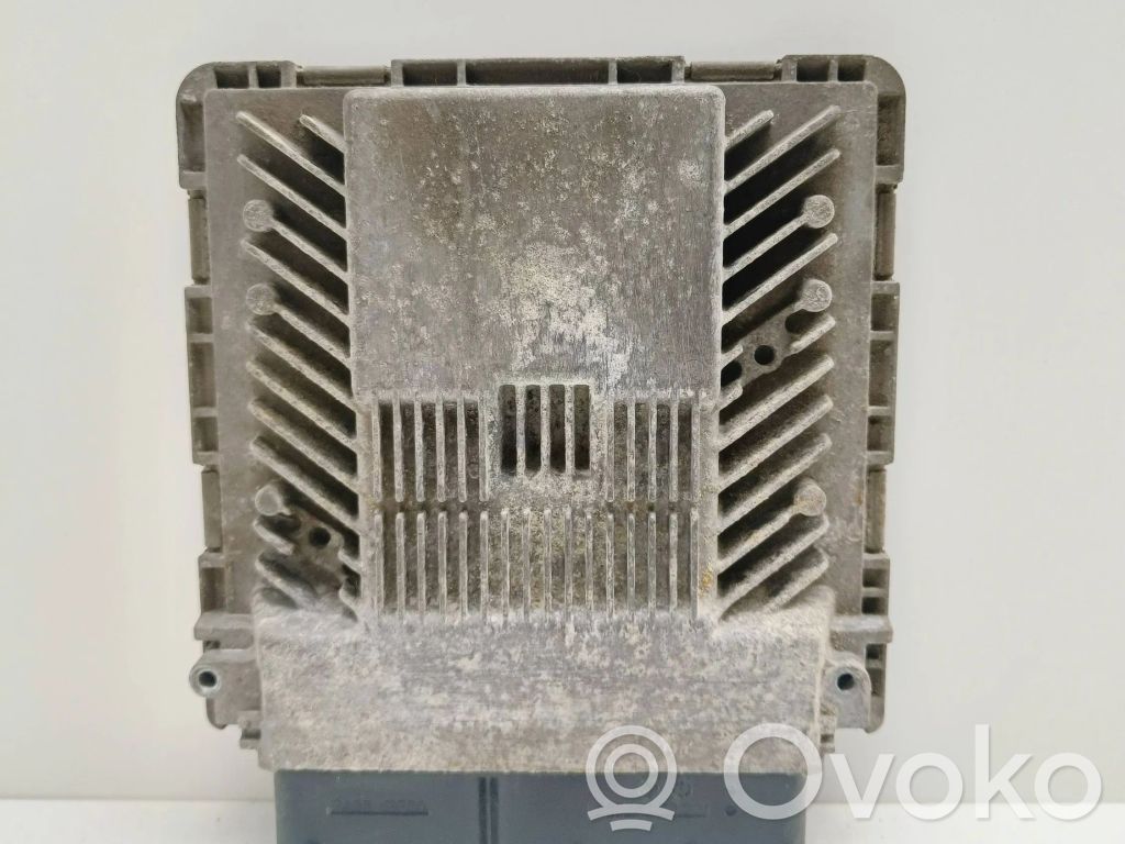 Audi A4 S4 B7 8E 8H Engine control unit/module 