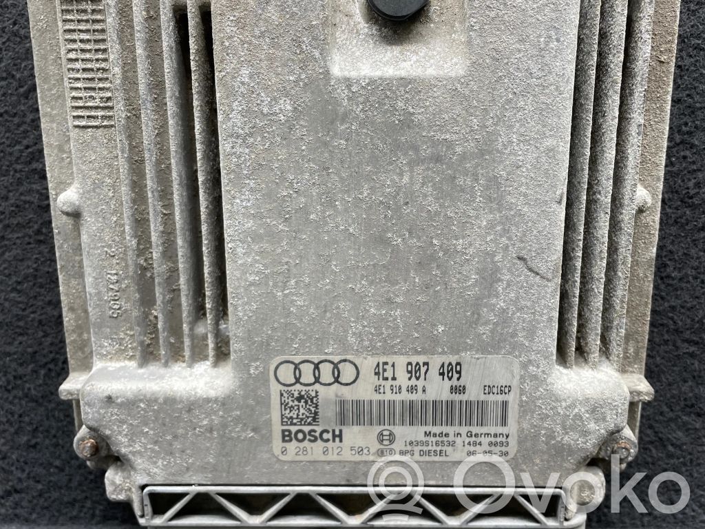 Audi A8 S8 D3 4E Moottorin ohjainlaite/moduuli 