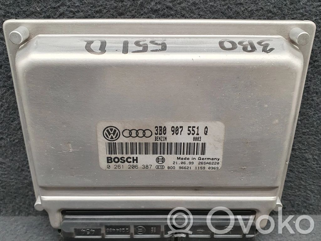Audi A4 S4 B5 8D Engine control unit/module 