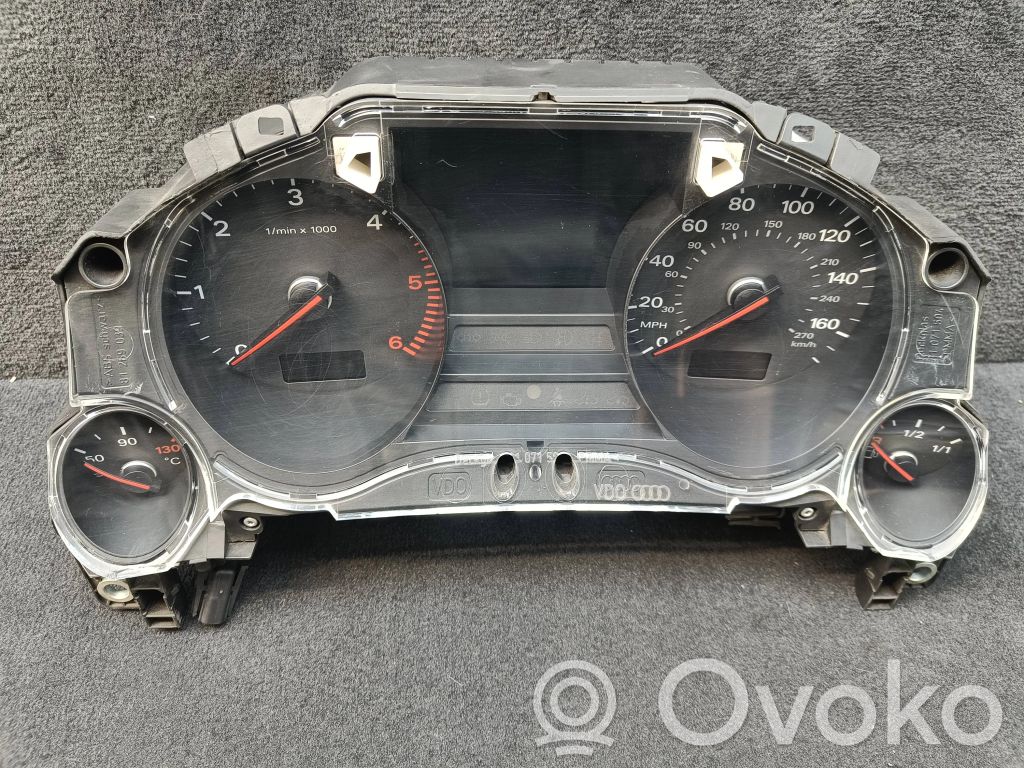 Audi A8 S8 D3 4E Speedometer (instrument cluster) 