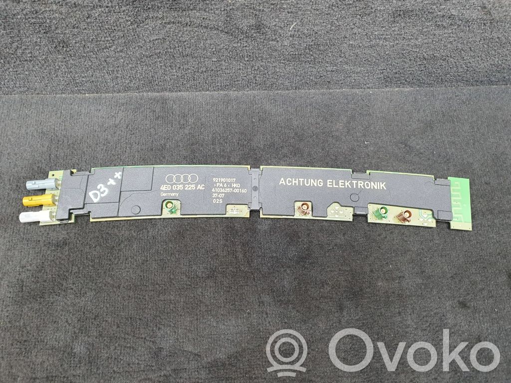 Audi A8 S8 D3 4E Pystyantennivahvistin 