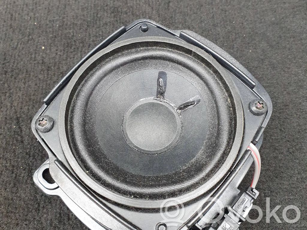 Altavoz de la puerta trasera   4E0035411P