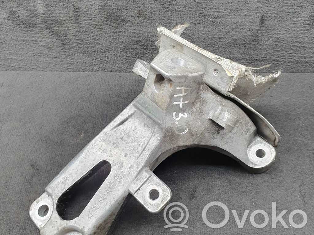 Audi A7 S7 4G Engine mounting bracket 