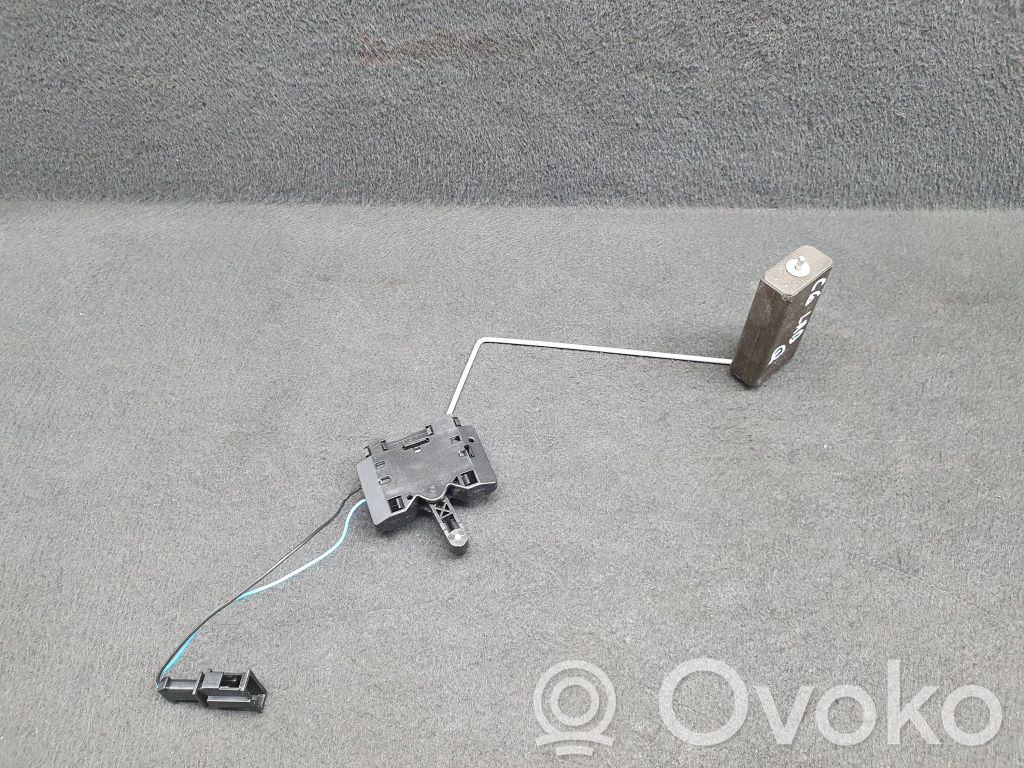 Audi A6 S6 C6 4F Senzor nivel combustibil 