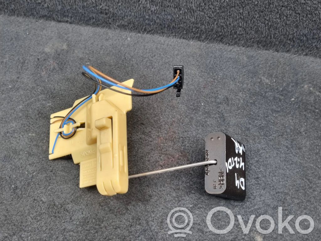 Audi A8 S8 D4 4H Sensor de nivel de combustible 