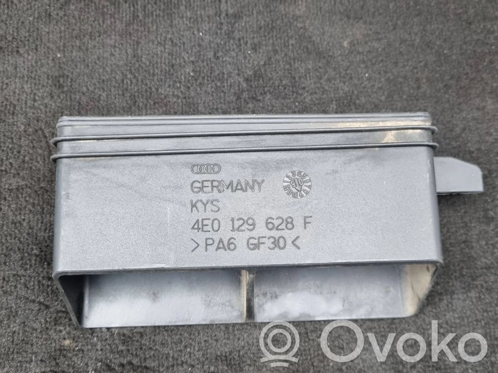 Audi A8 S8 D3 4E Ilmanoton kanavan osa 