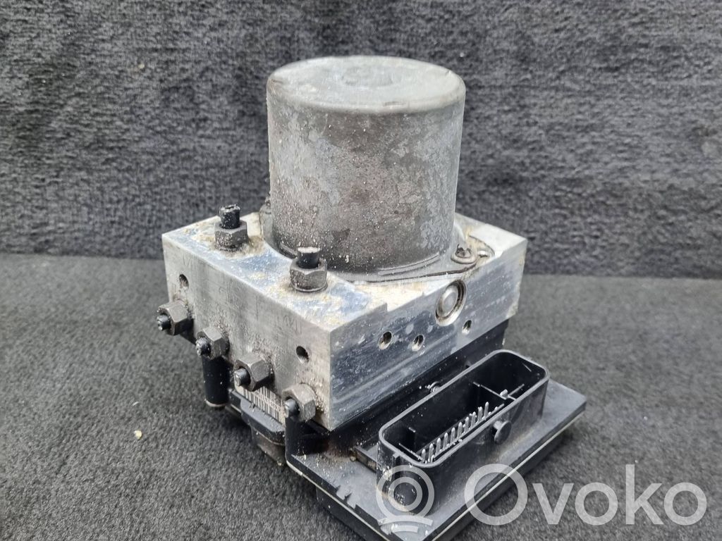 Audi A4 S4 B8 8K ABS-pumppu 