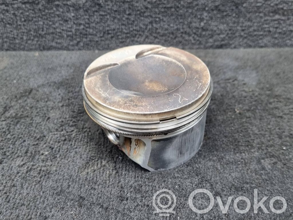 Audi A4 S4 B8 8K Piston 
