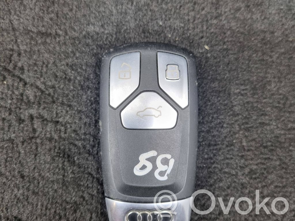 Audi Q7 4M Tarjeta/llave de arranque 