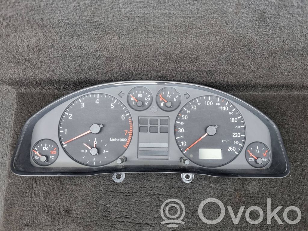 Audi A6 S6 C5 4B Speedometer (instrument cluster) 