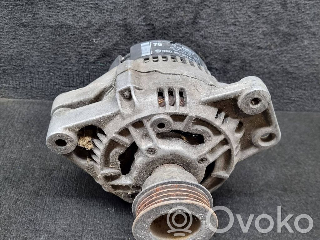 Audi A6 S6 C4 4A Ģenerators 