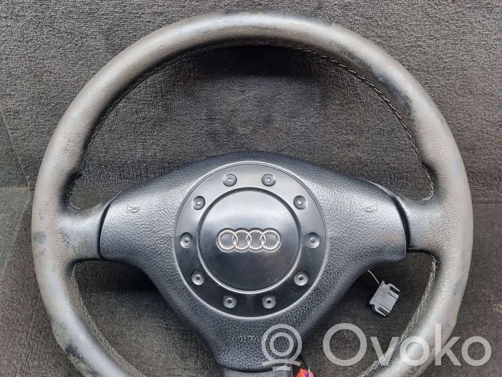 Audi A6 S6 C4 4A Ohjauspyörä 