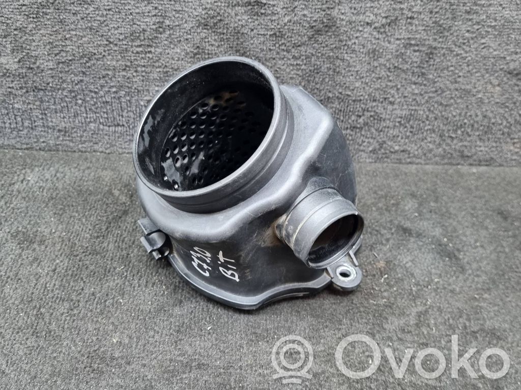 Audi A6 S6 C7 4G Turboahtimen ilmanoton letku 