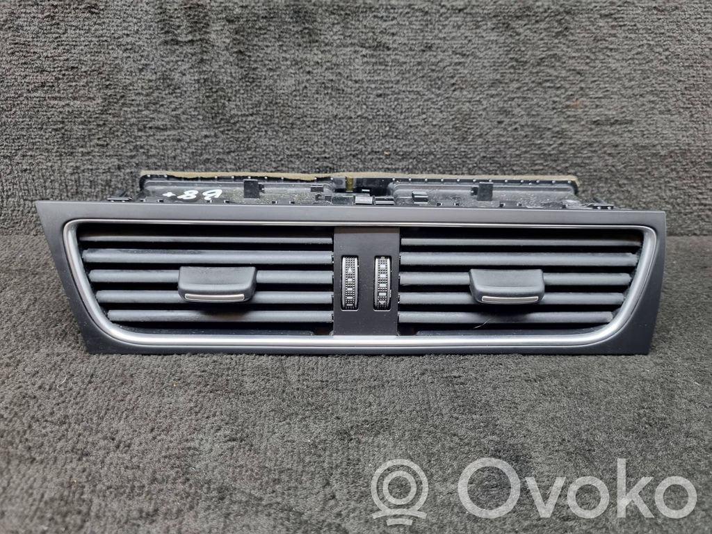 Audi A4 S4 B8 8K Dysze / Kratki środkowego nawiewu deski rozdzielczej 