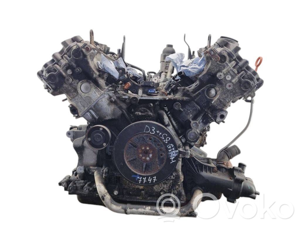 Moottori   07L103032T,07L100031AX,07L100031A