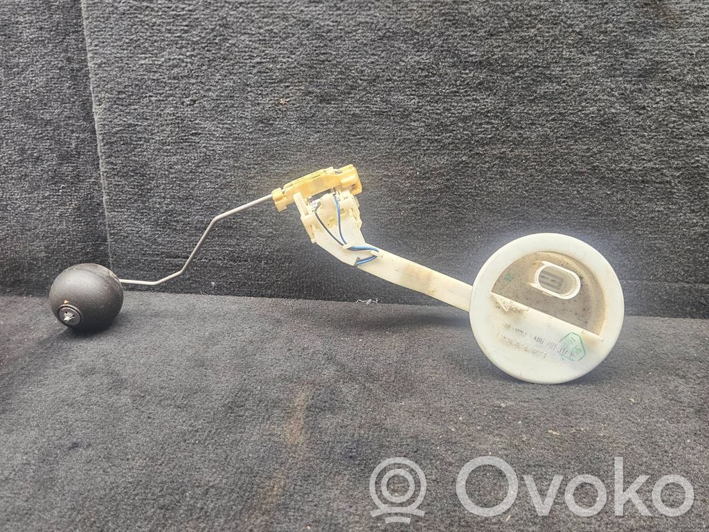 Audi A6 S6 C5 4B Fuel level sensor 