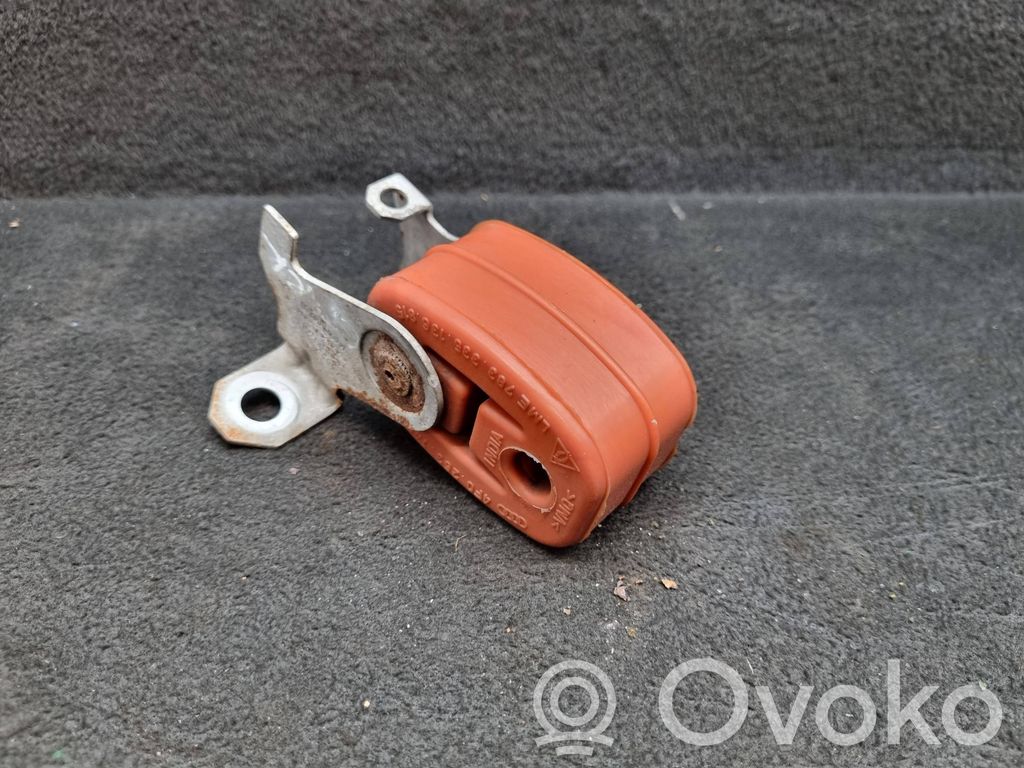Audi A6 S6 C6 4F Muffler mount bracket/holder 