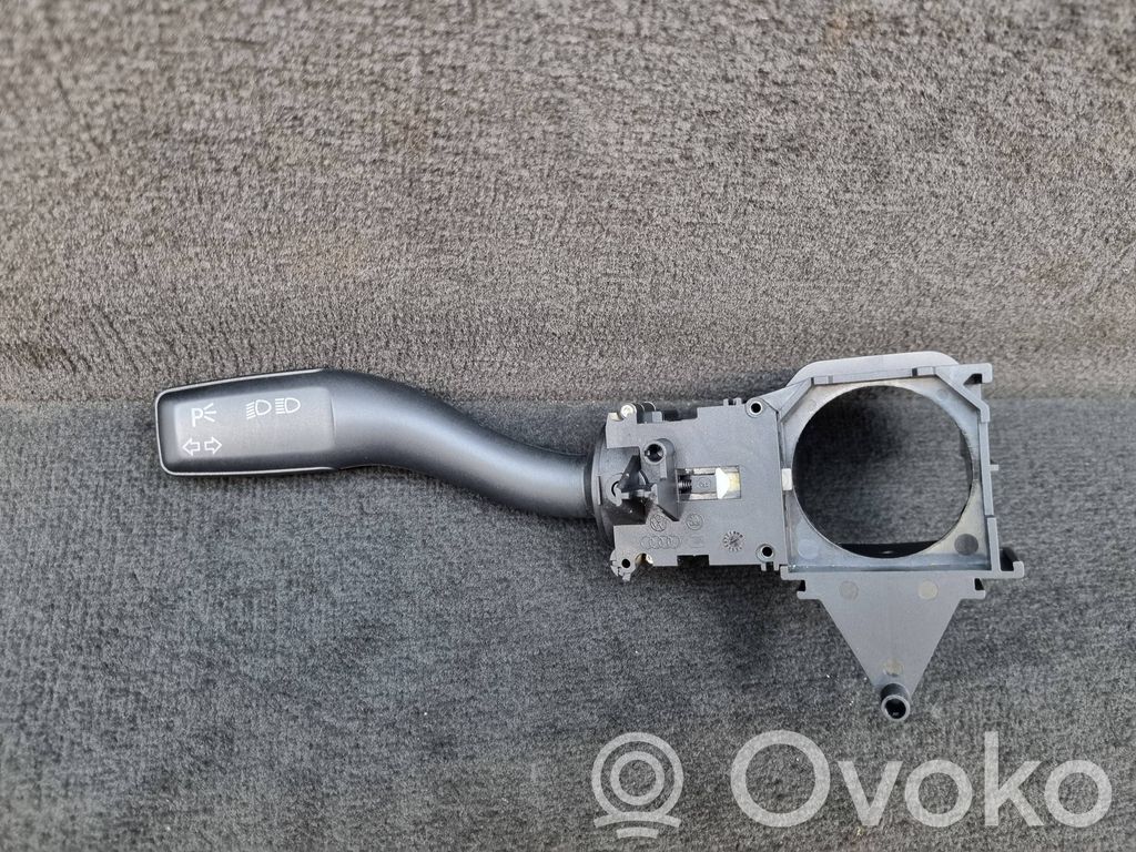 Audi A6 S6 C6 4F Commodo de clignotant 
