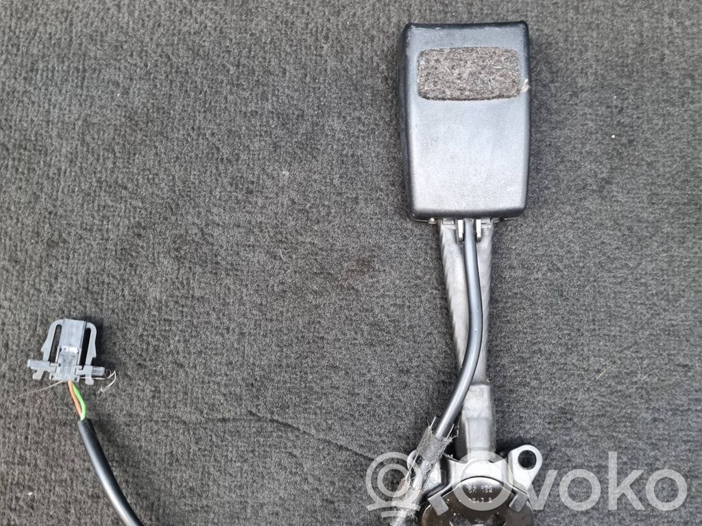 Audi A6 S6 C6 4F Klamra przedniego pasa bezpieczeństwa 