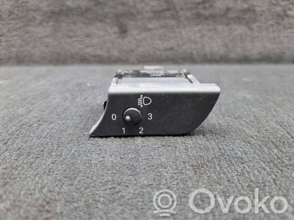 Audi A4 S4 B6 8E 8H Interruptor de control de altura del faro delantero 