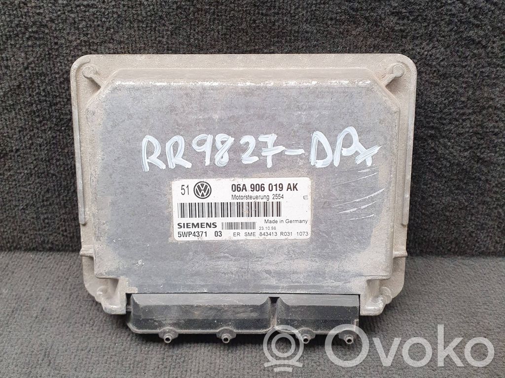 Volkswagen Bora Engine control unit/module 