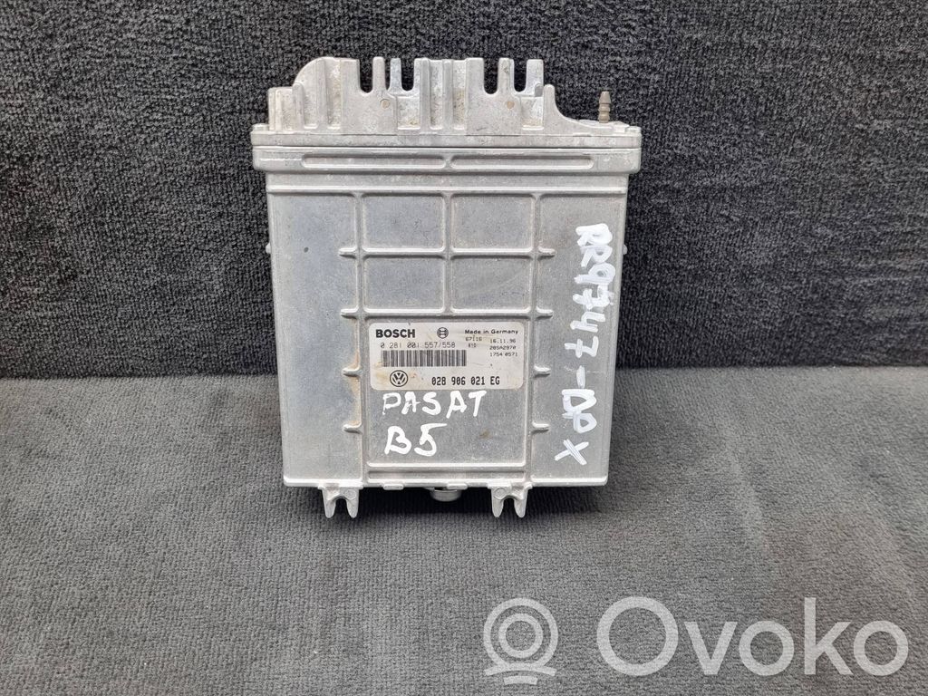 Volkswagen PASSAT B5 Engine control unit/module 