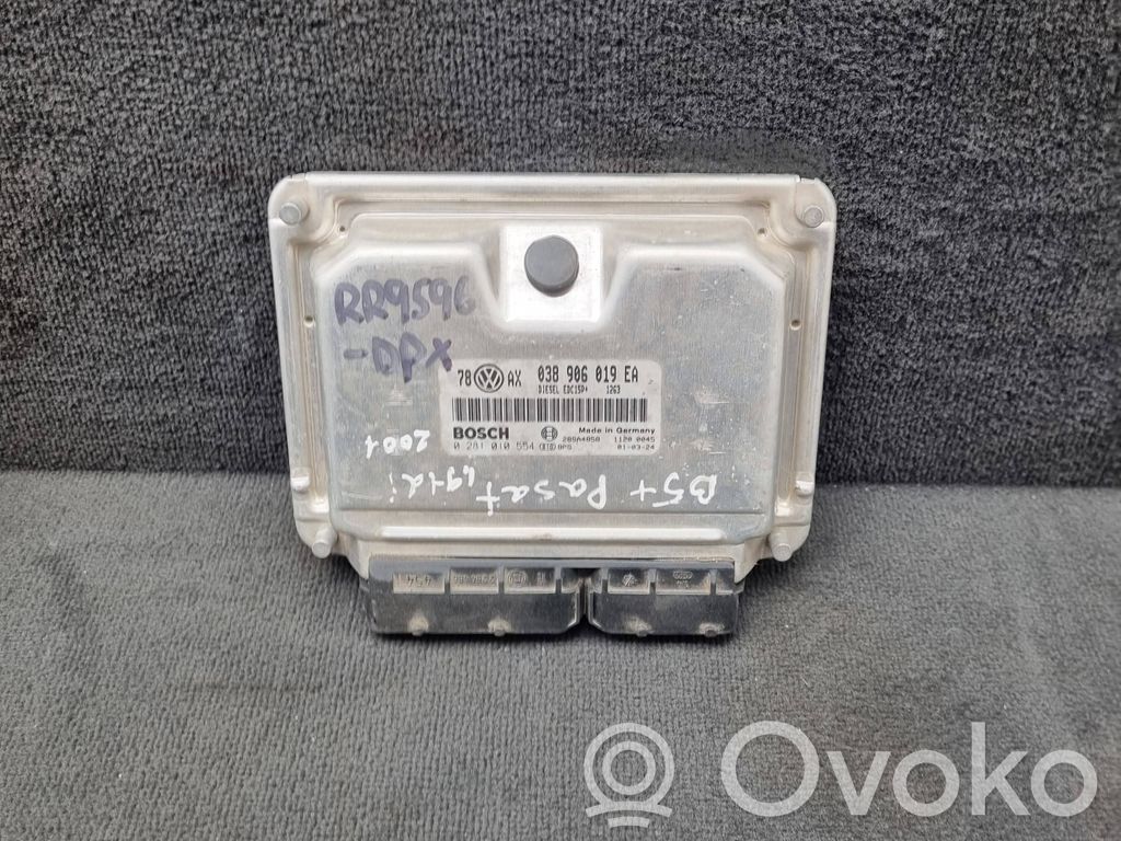 Volkswagen PASSAT B5.5 Engine control unit/module 
