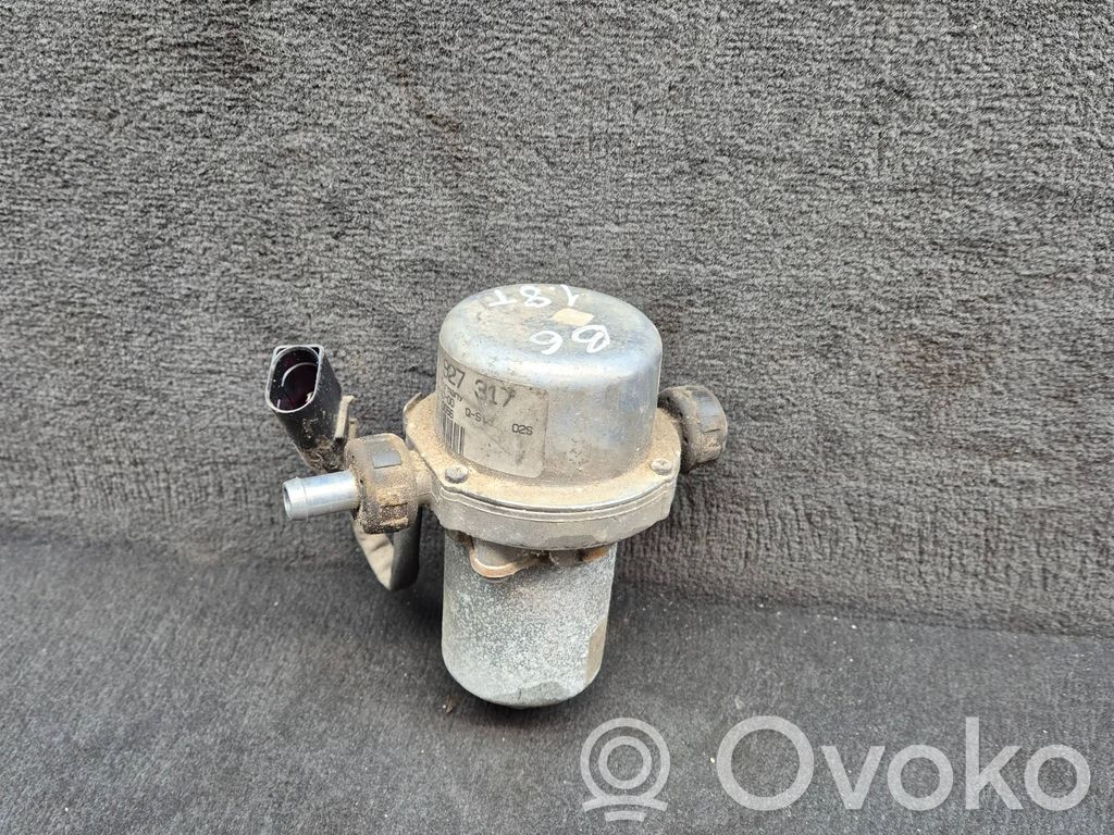 Audi A4 S4 B6 8E 8H Bomba de vacío 