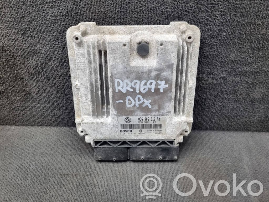 Volkswagen Golf V Variklio valdymo blokas 
