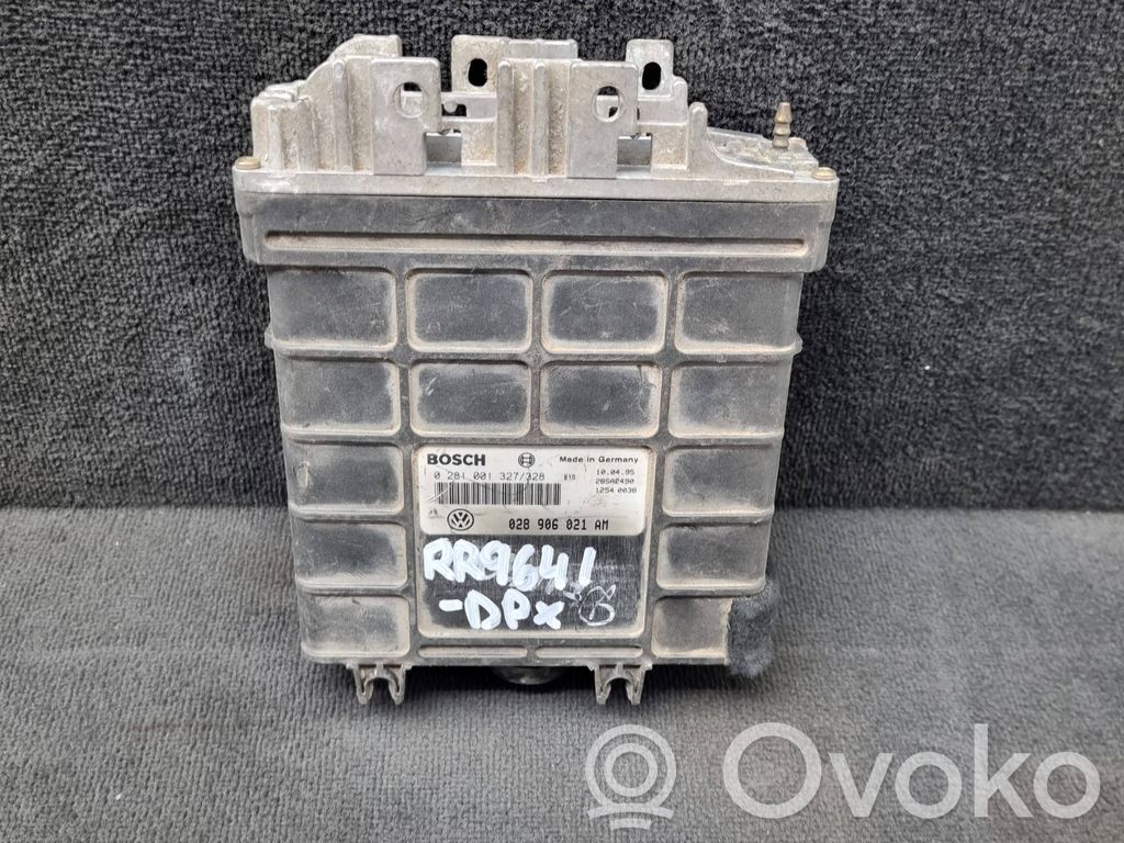 Volkswagen PASSAT B4 Engine control unit/module 