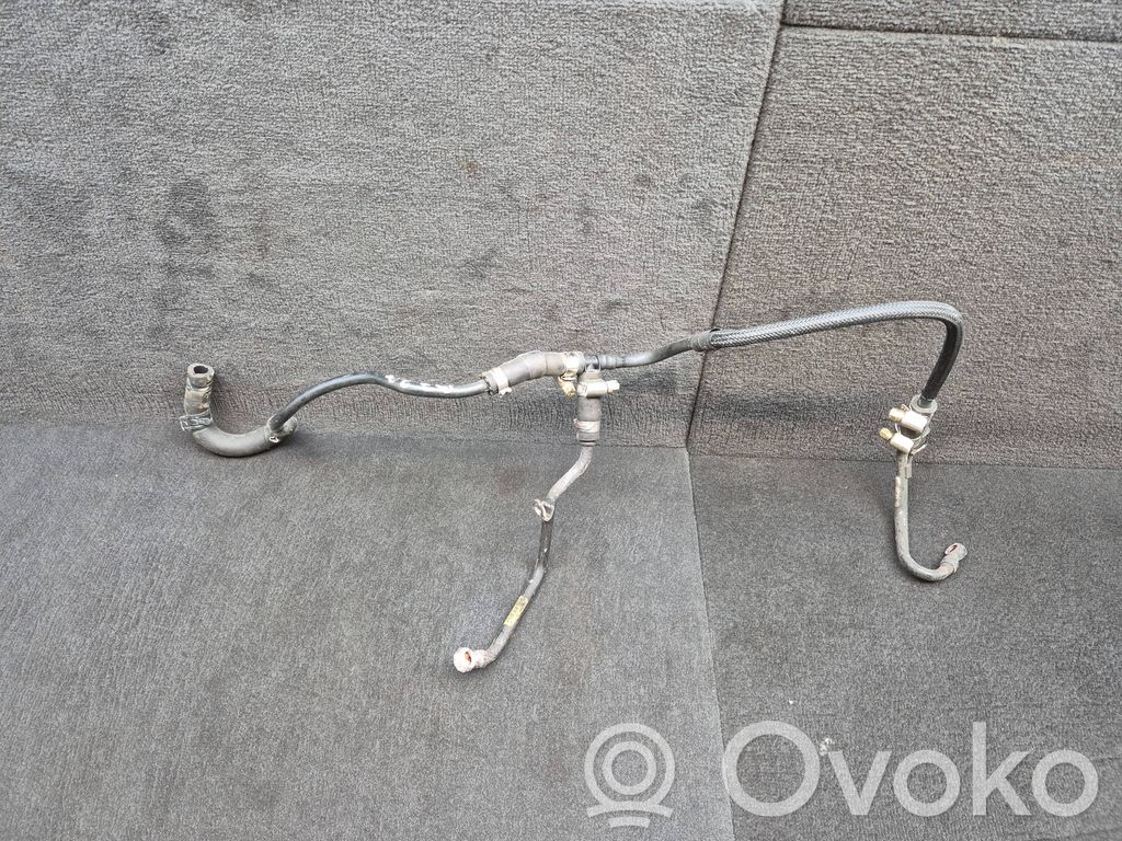 Audi A4 S4 B7 8E 8H Engine coolant pipe/hose 
