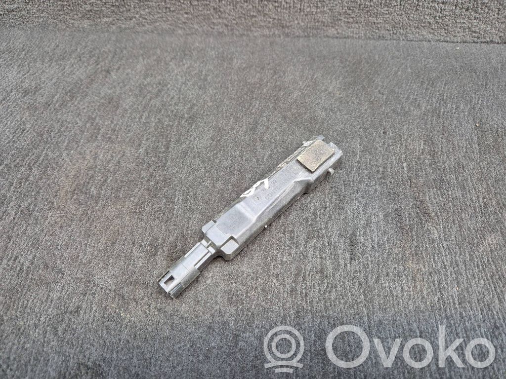 Audi A4 S4 B9 Front door exterior handle 