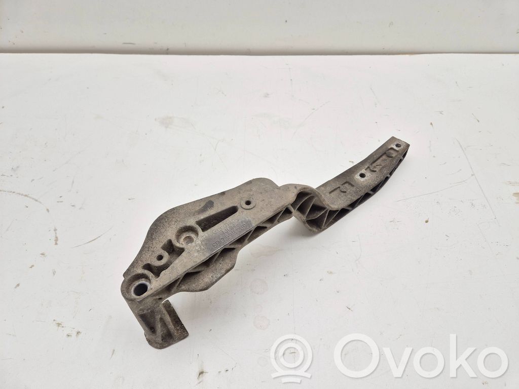 Audi A4 S4 B5 8D Rear differential/diff mount bracket 