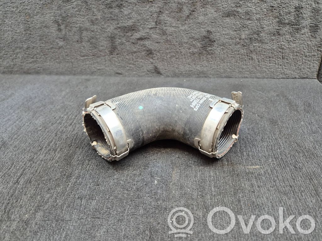 Audi Q7 4M Furtun/conductă intercooler 