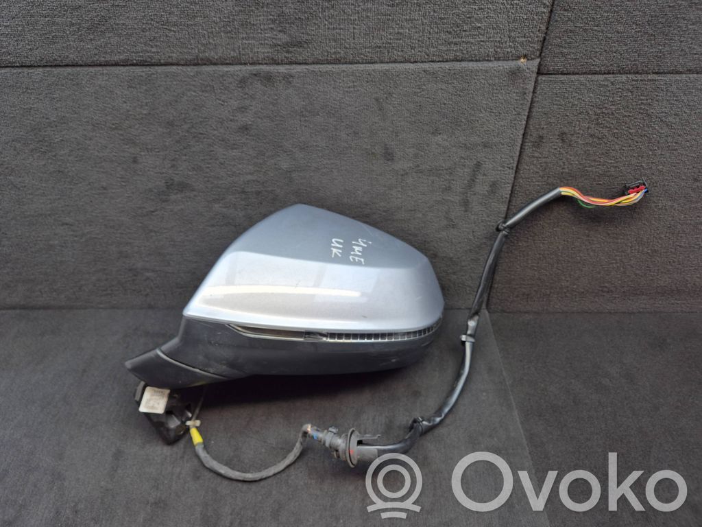 Audi Q7 4M Front door electric wing mirror 