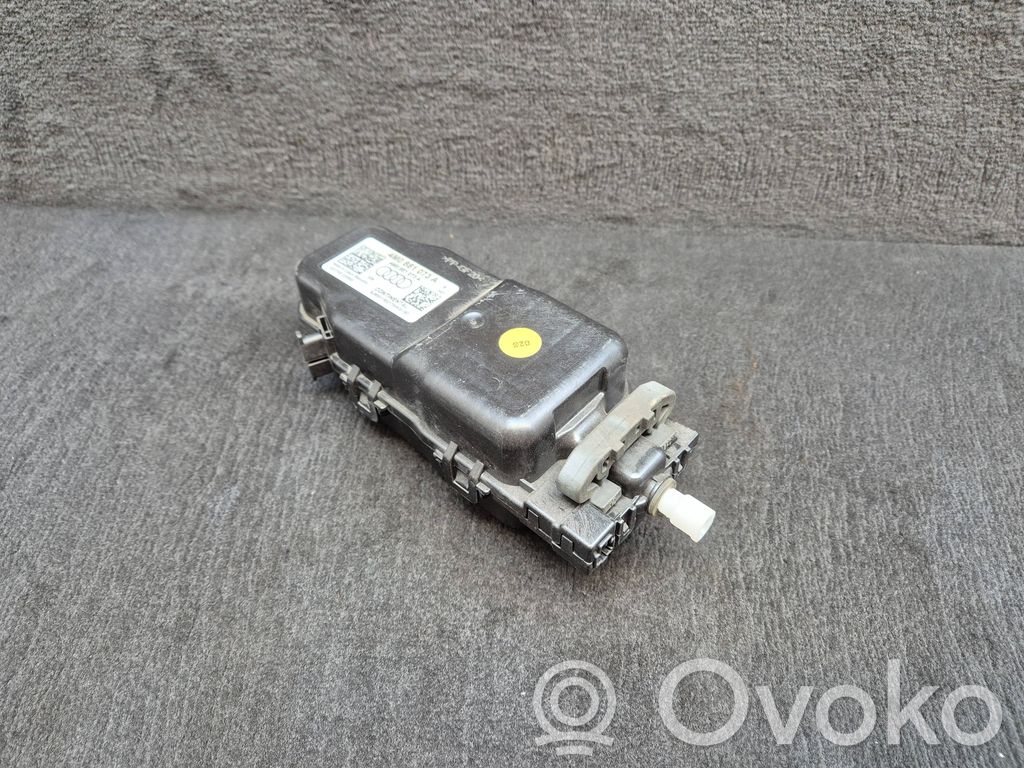Audi Q7 4M Seat adjustment motor 