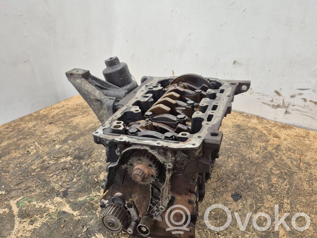 Audi A6 S6 C6 4F Engine block 