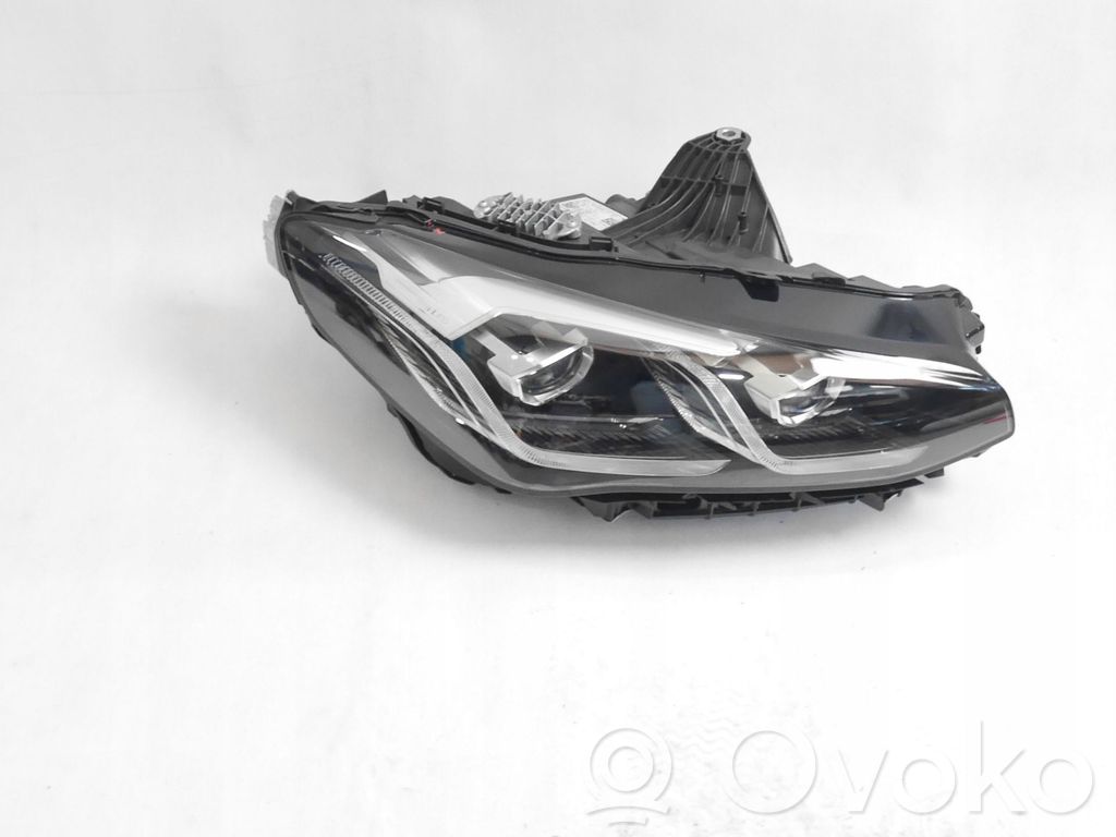 BMW 2 Active Tourer U06 Headlight/headlamp 