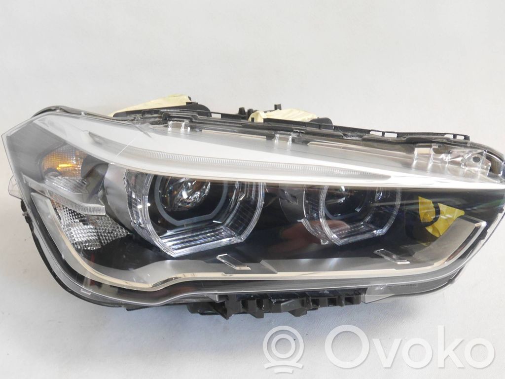 BMW X1 F48 F49 Lampa przednia 