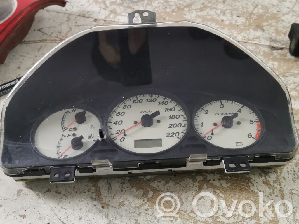 Mazda Premacy Speedometer (instrument cluster) 