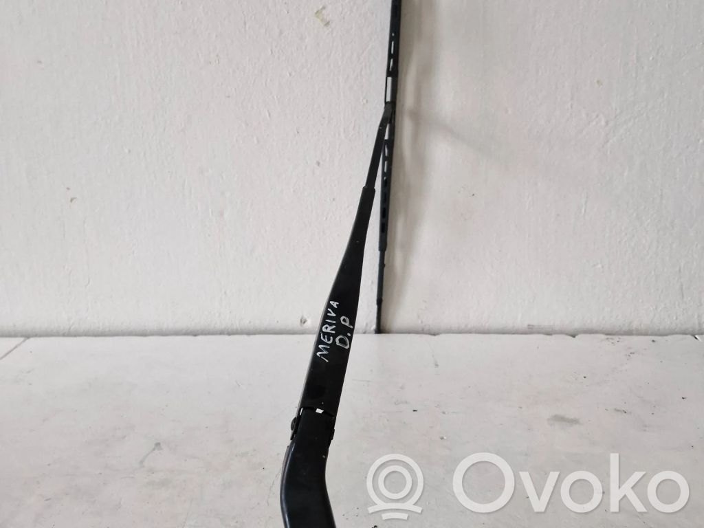 Opel Meriva A Front wiper blade arm 