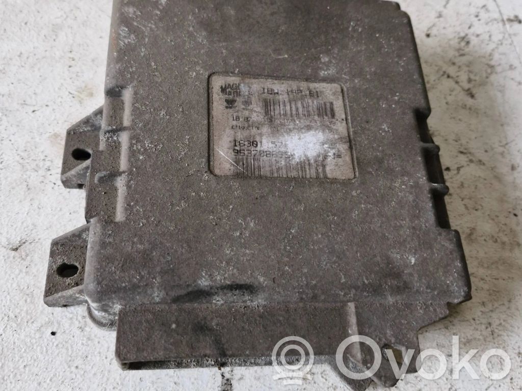 Peugeot 206 Engine control unit/module 