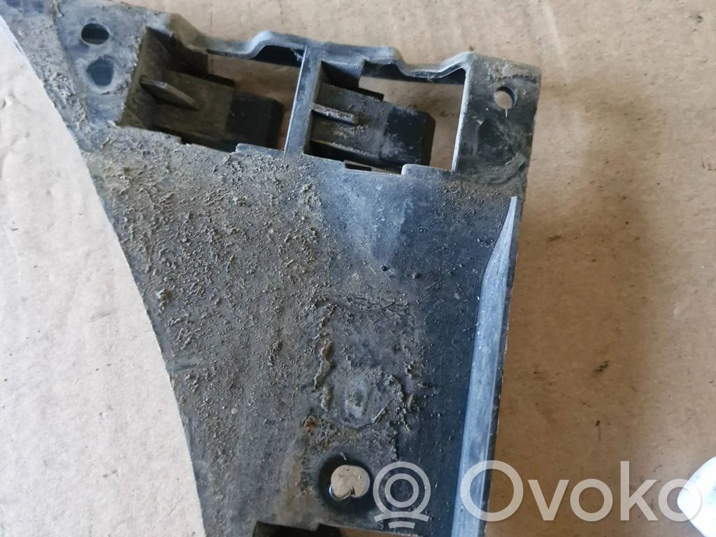 Front bumper mounting bracket   7M3807183
