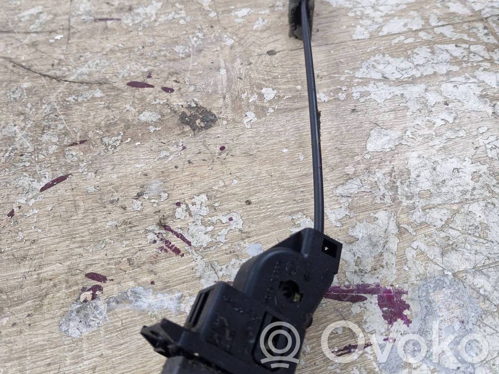 BMW 7 E65 E66 Glove box handle 