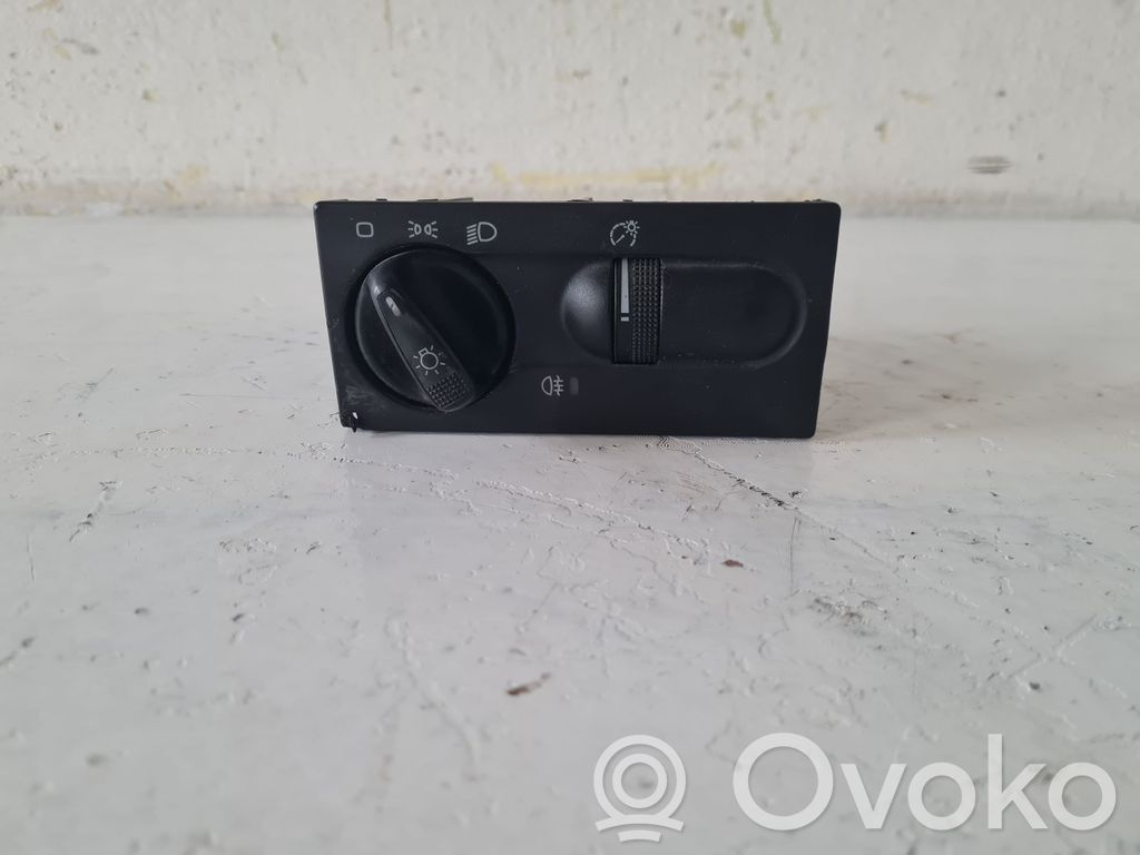 Volkswagen Vento Interrupteur d’éclairage 