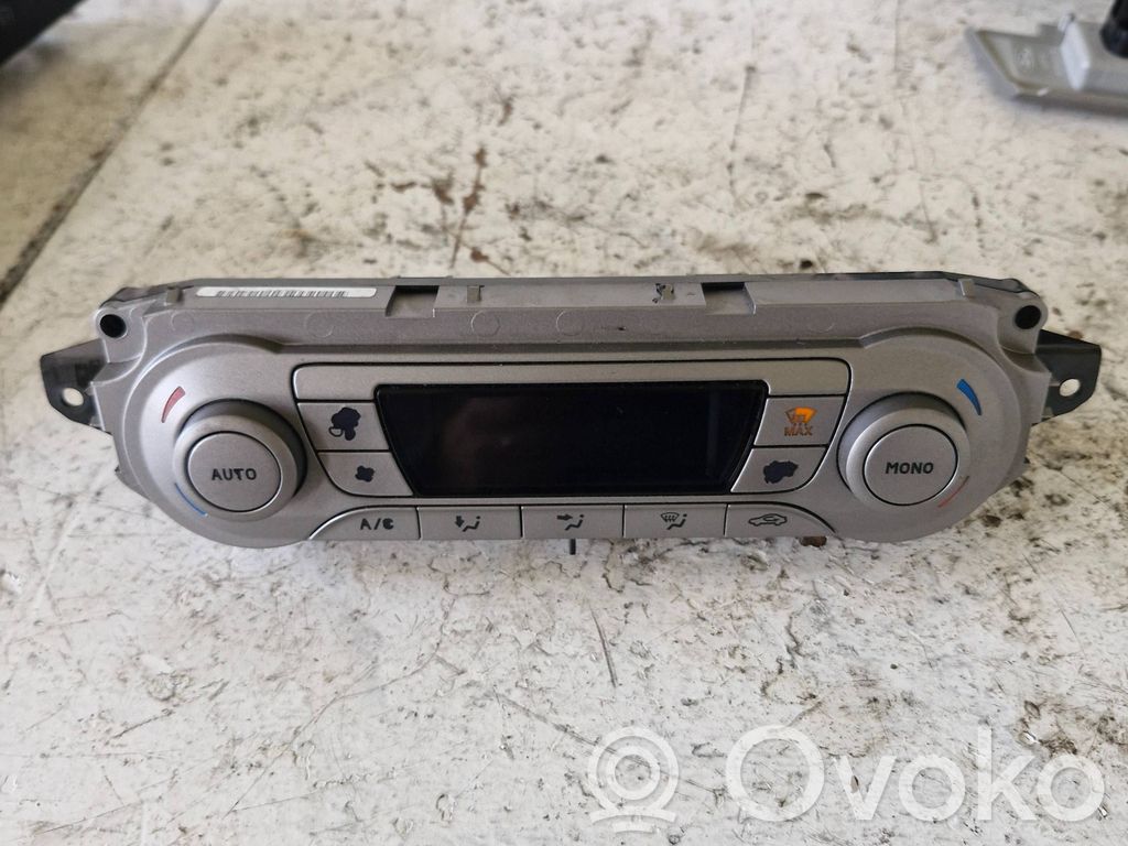 Ford Focus Climate control unit 